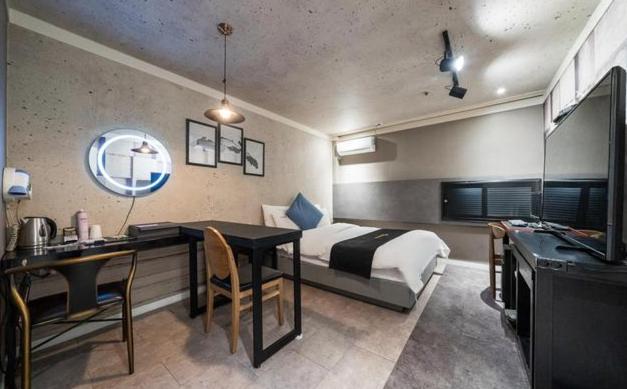 Ilsan Blanc Motel Kōyō Buitenkant foto