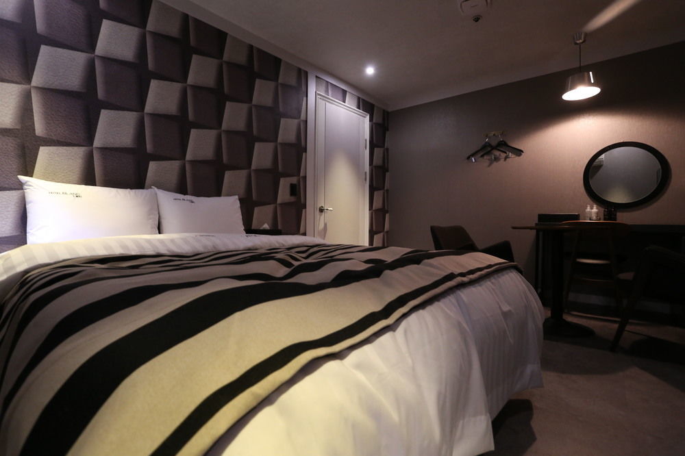Ilsan Blanc Motel Kōyō Buitenkant foto