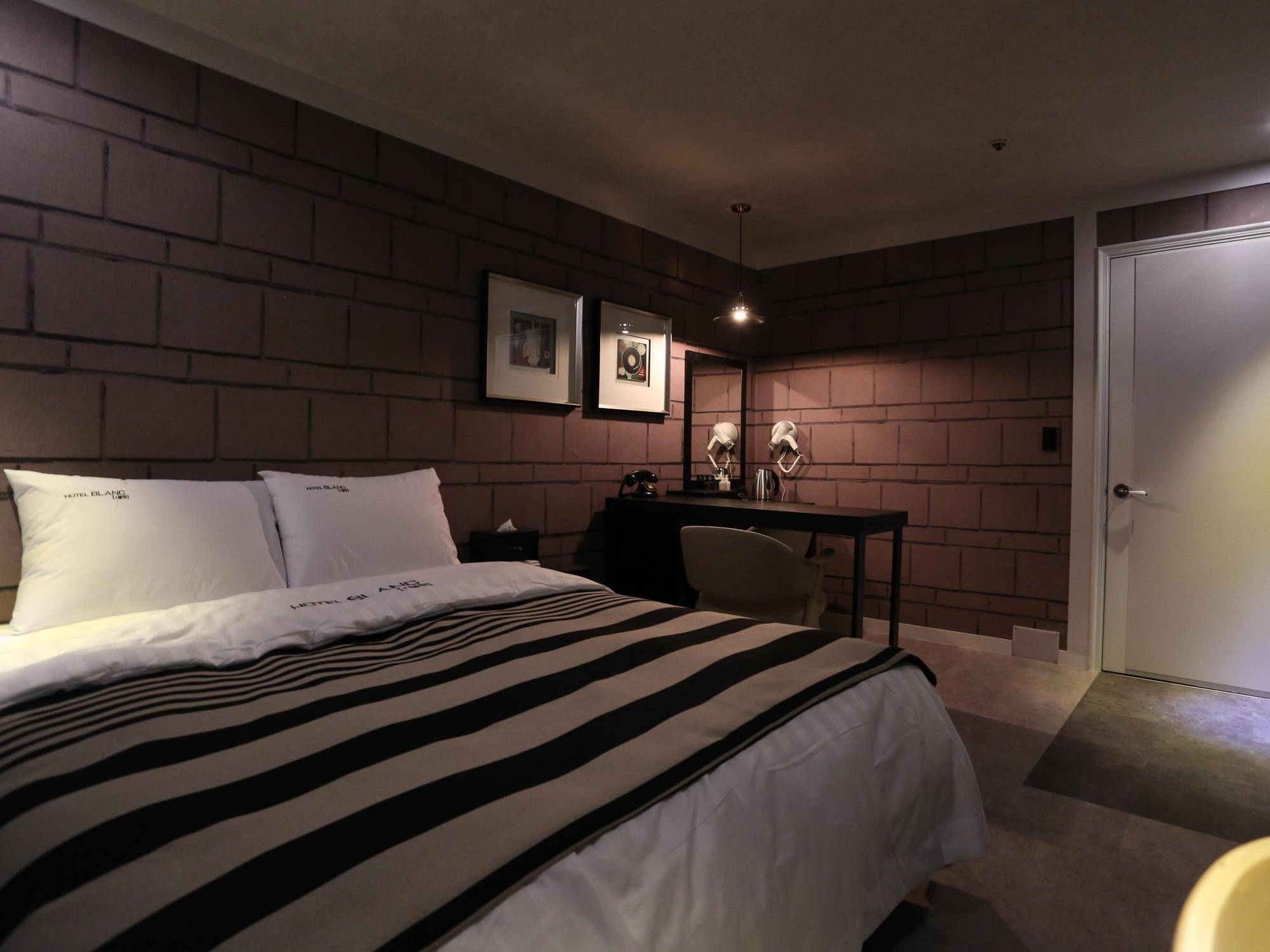 Ilsan Blanc Motel Kōyō Buitenkant foto